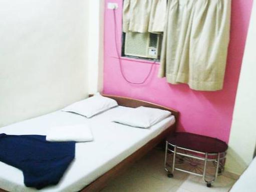 Sahara Inn Guest House Mumbai Bagian luar foto